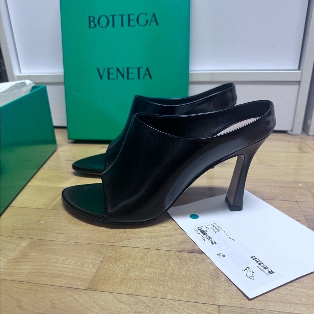 Bottega Veneta Rana Mule Cushion Lux | Black | Size US 9 | NWT